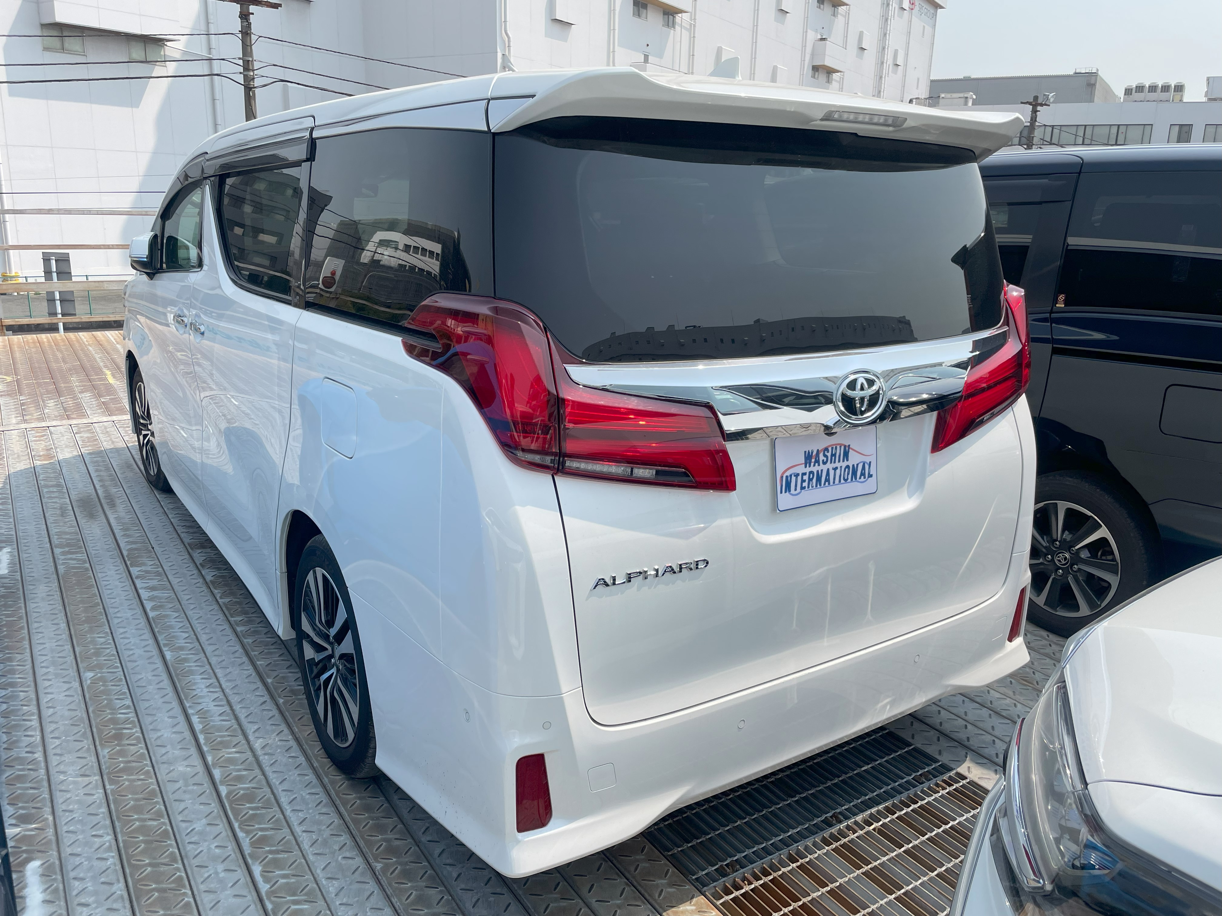 Toyota Alphard S C Package