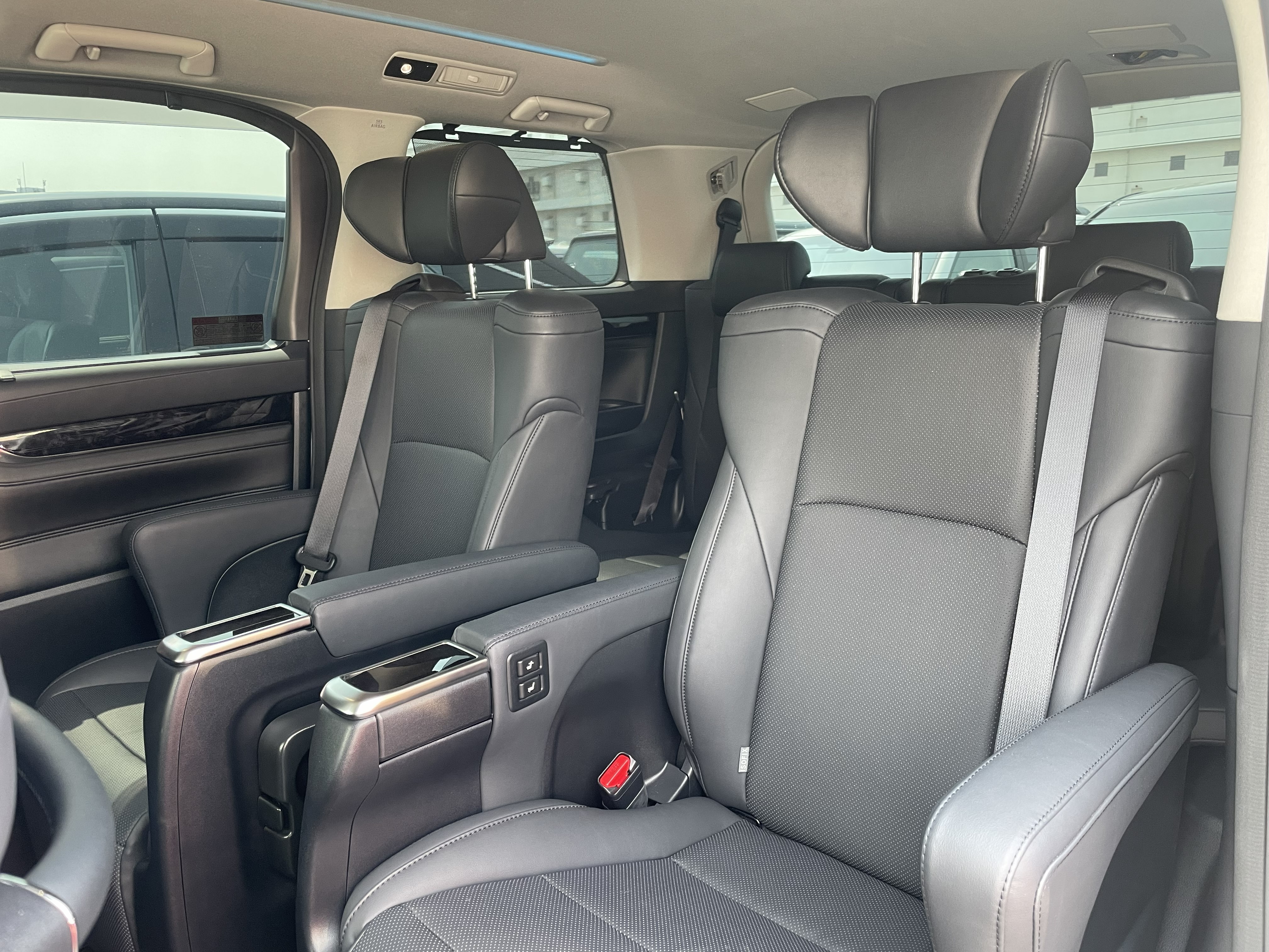 Toyota Alphard S C Package