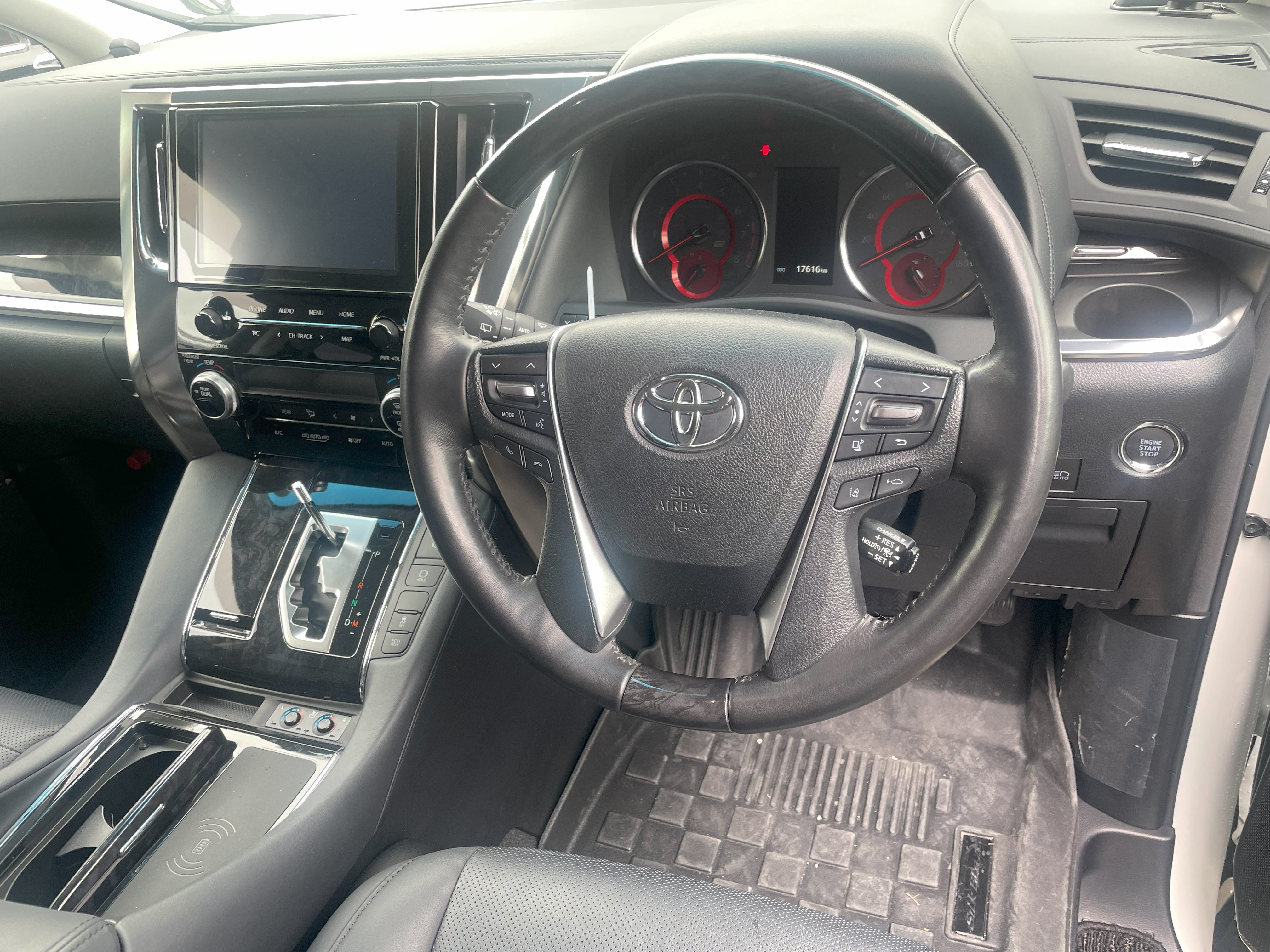 Toyota Alphard S C Package