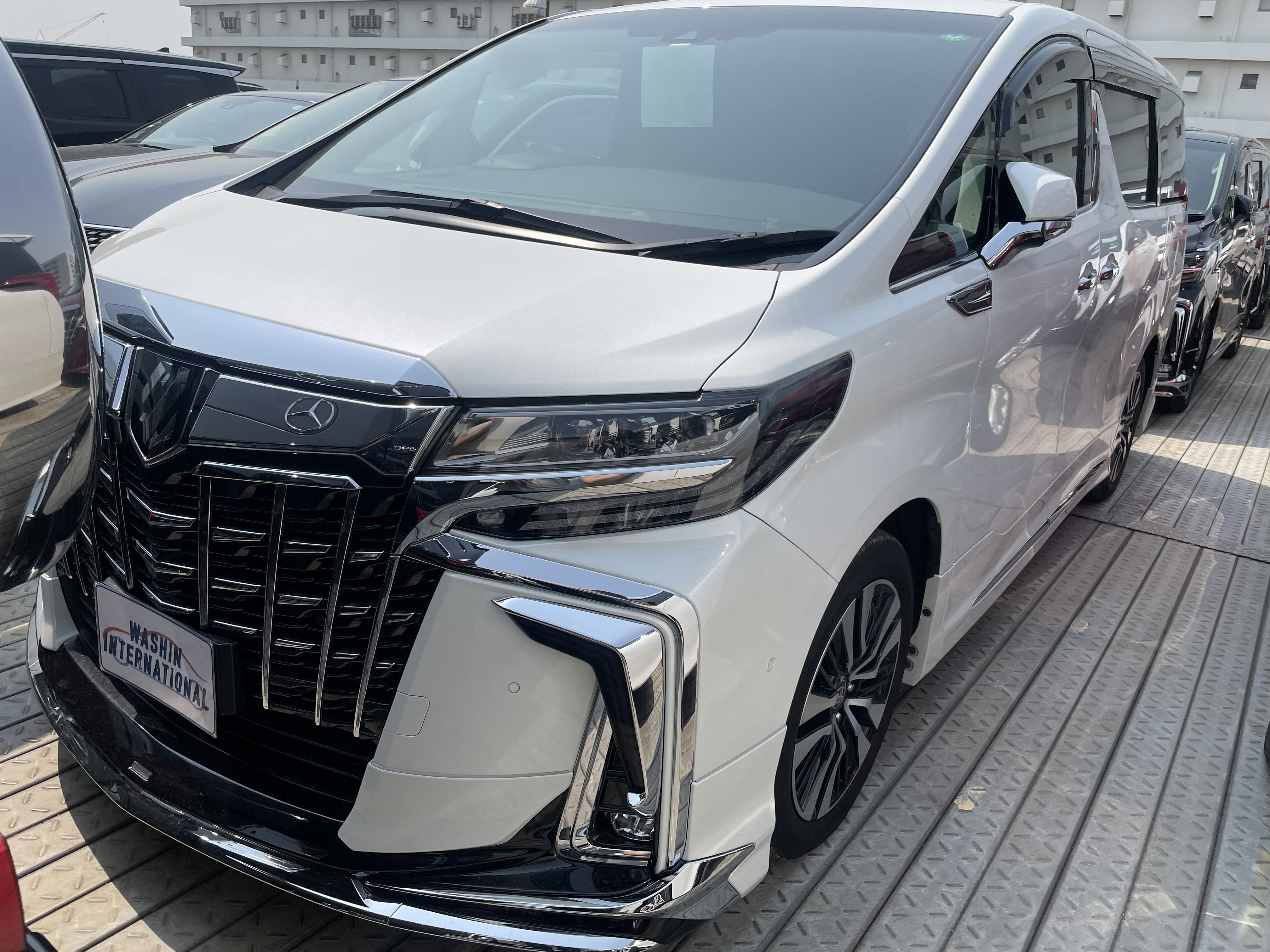 Toyota Alphard S C Package