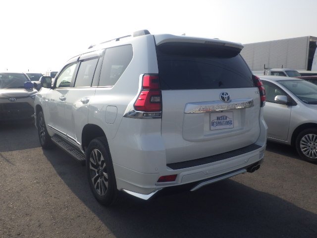 Toyota Land Cruiser Prado TX L Package