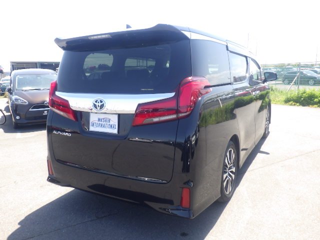 Toyota Alphard S C Package