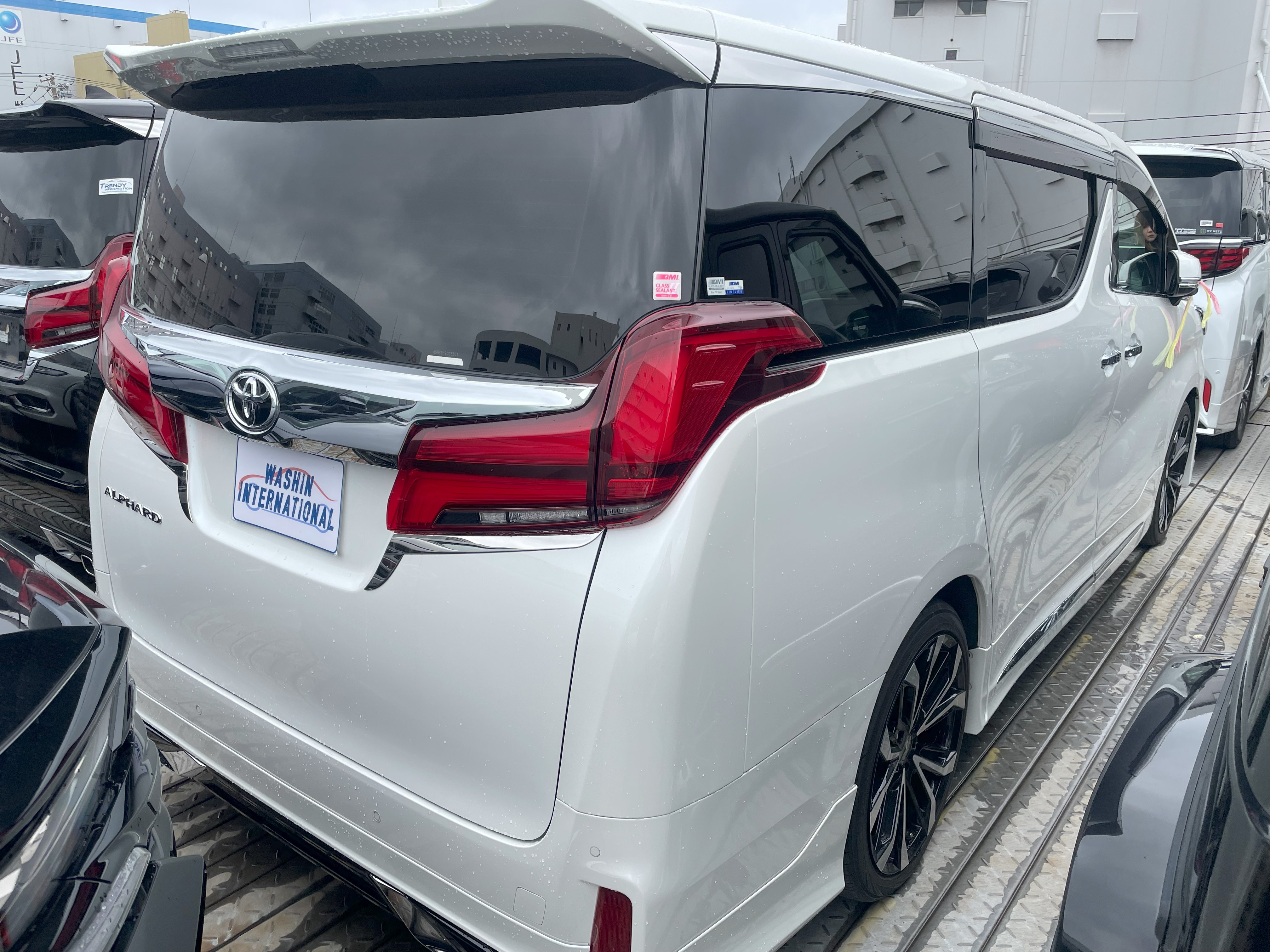 Toyota Alphard S C Package