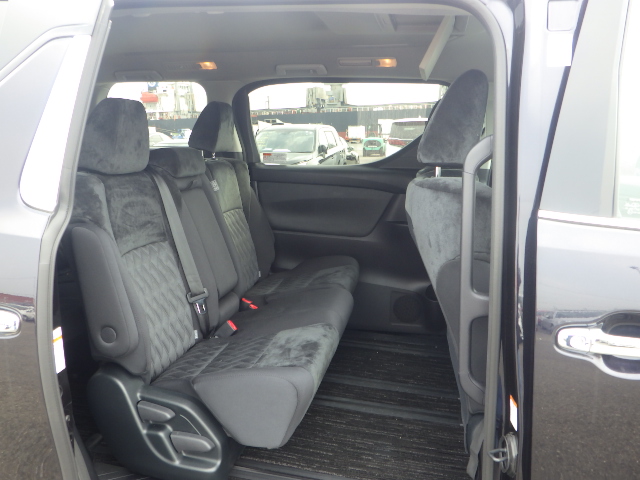 Toyota Alphard S